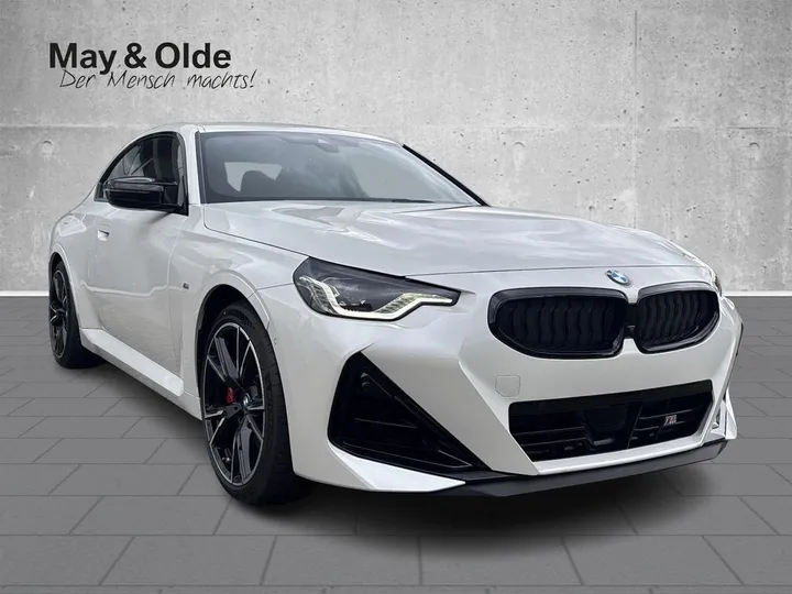 BMW M240i