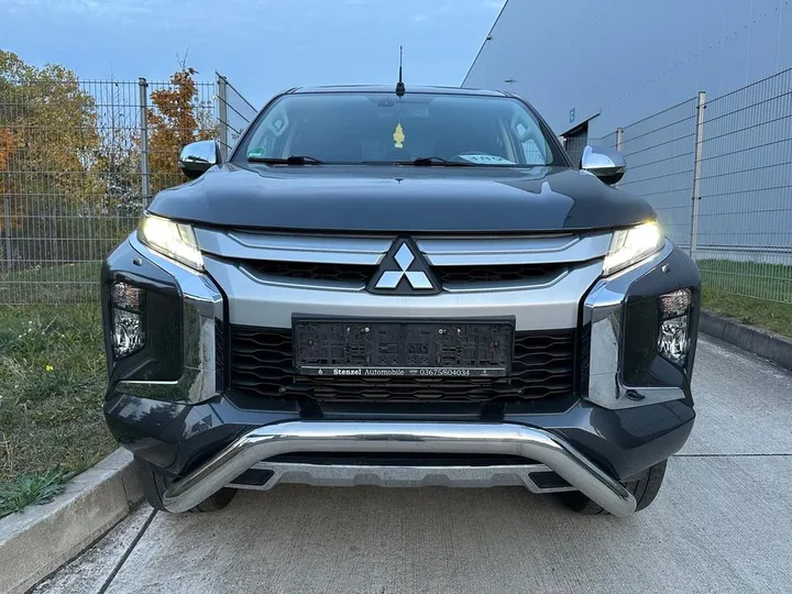 Mitsubishi L200