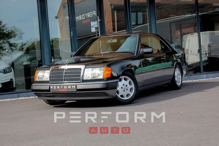 Mercedes-Benz CE 300