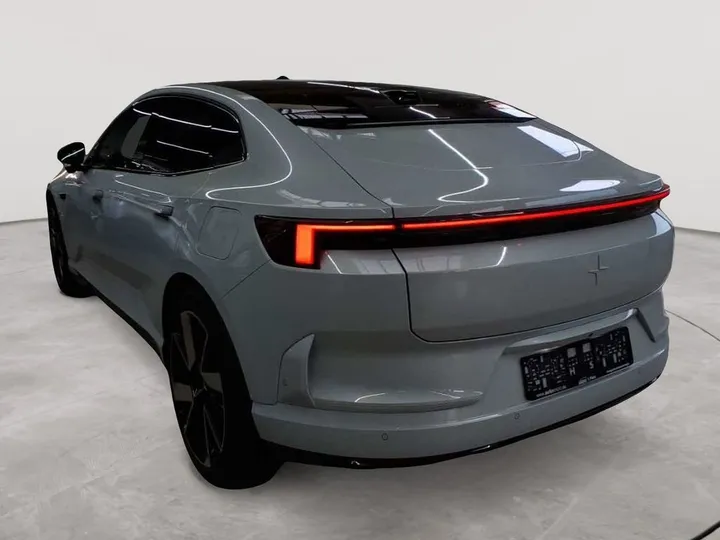 Polestar 4