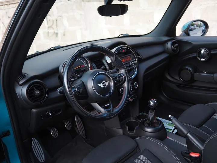 MINI One Cabrio