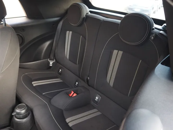 MINI One Cabrio