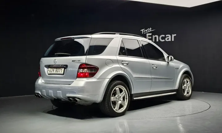 Mercedes-Benz M-class