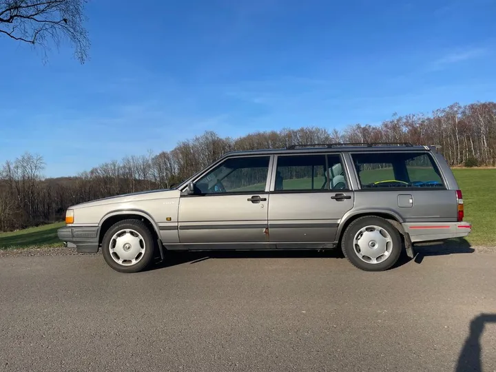 Volvo 740