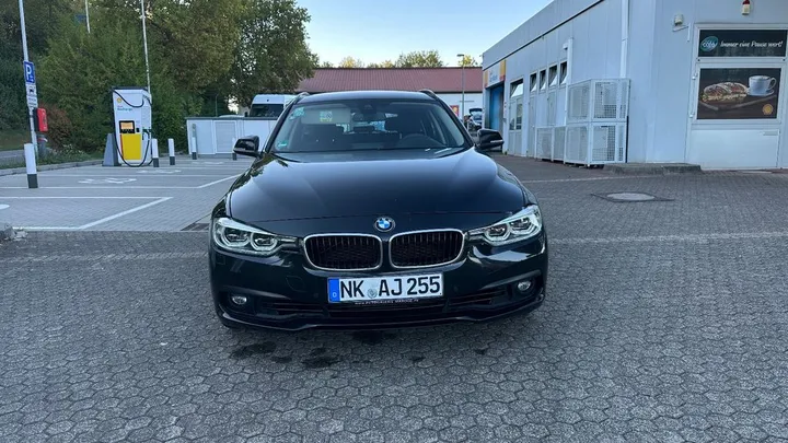 BMW 325