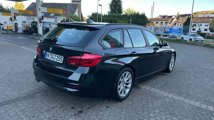 BMW 325