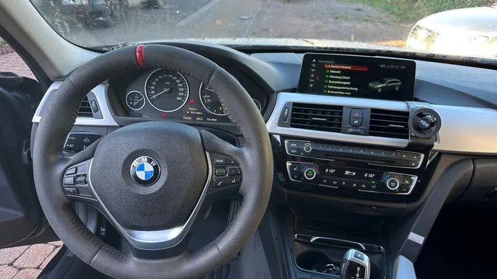 BMW 325
