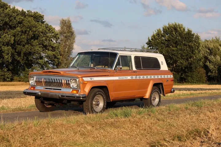 Jeep Cherokee