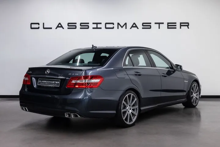 Mercedes-Benz E 63 AMG
