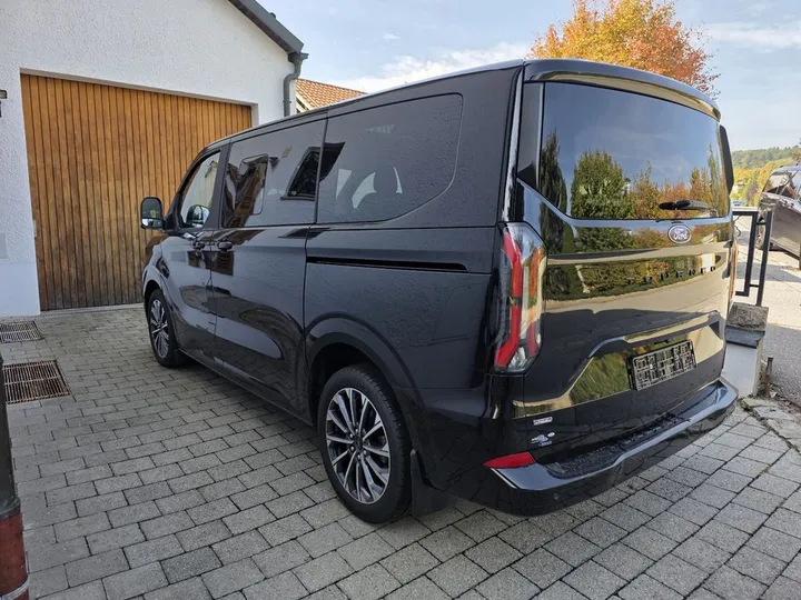Ford Tourneo Custom