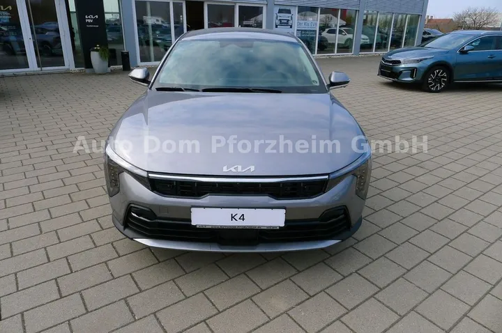 Kia K4