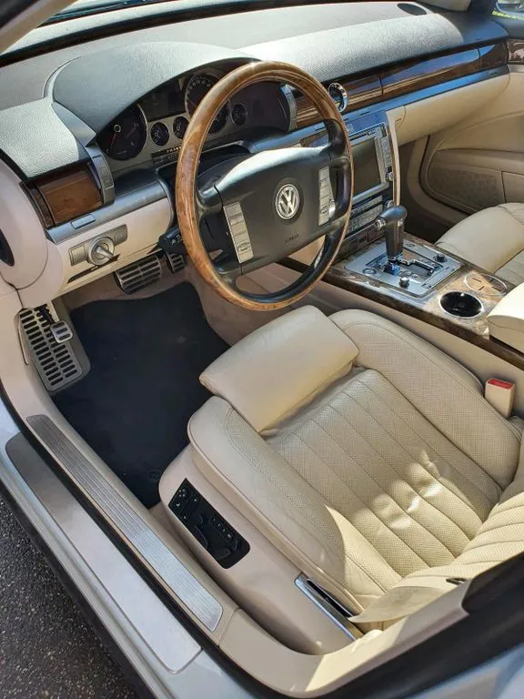 Volkswagen Phaeton