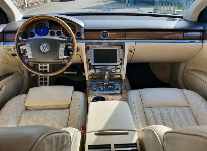 Volkswagen Phaeton