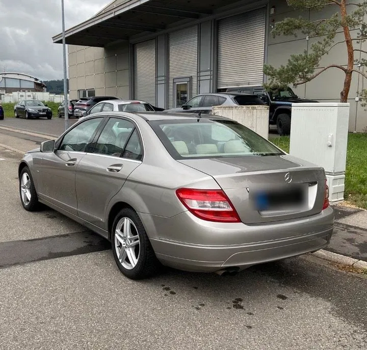 Mercedes-Benz C 180