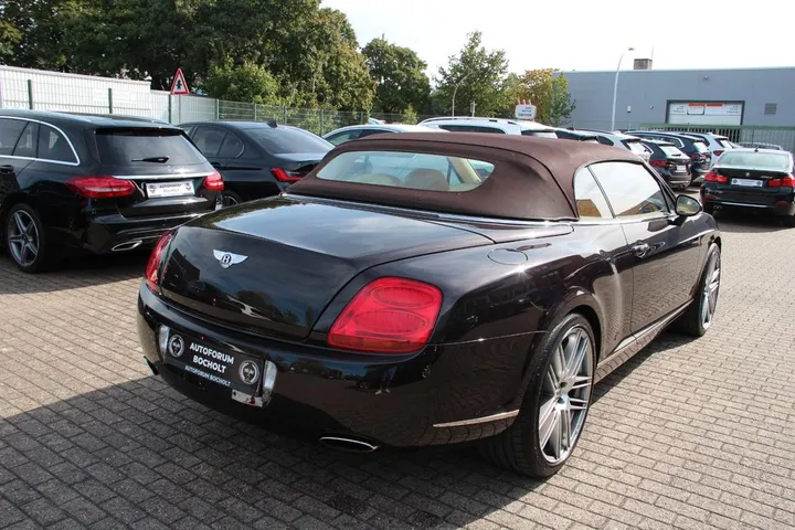 Bentley Continental GTC