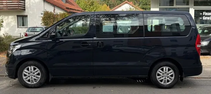 Hyundai H-1