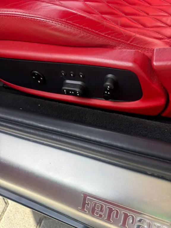 Ferrari 812