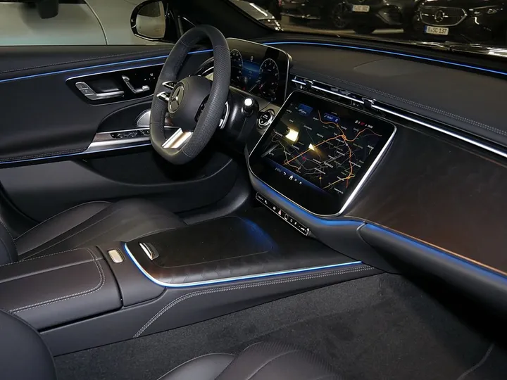 Mercedes-Benz E 200