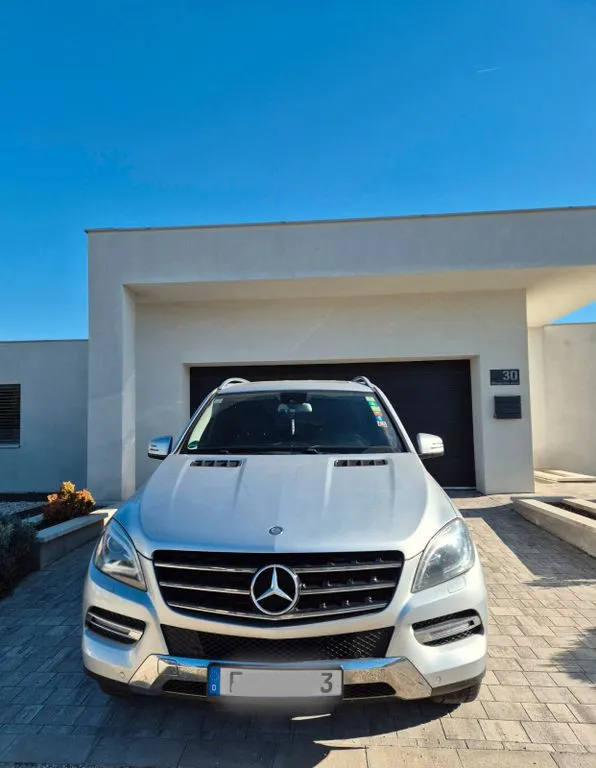Mercedes-Benz ML 350