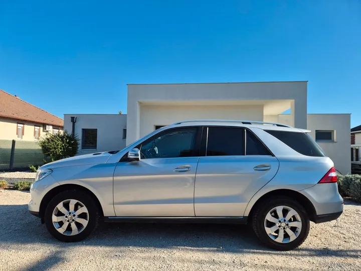 Mercedes-Benz ML 350