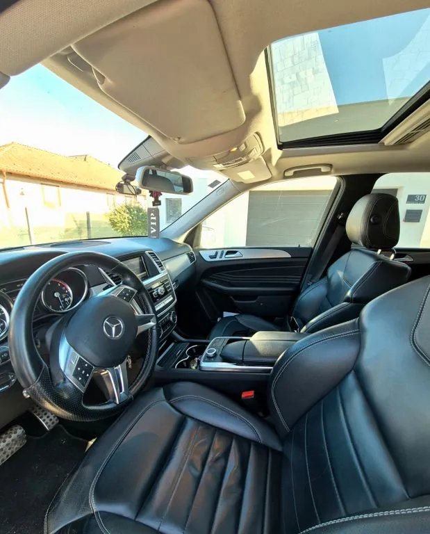 Mercedes-Benz ML 350