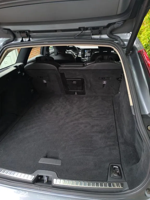 Volvo V90