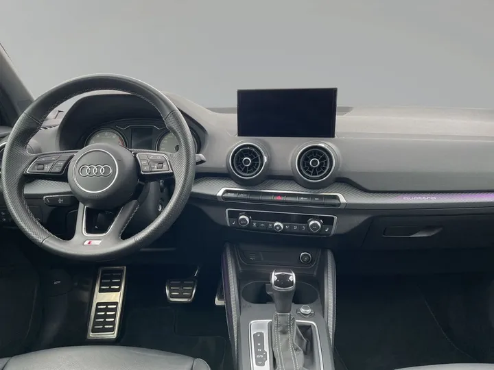 Audi SQ2