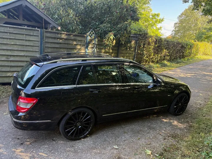 Mercedes-Benz C 200