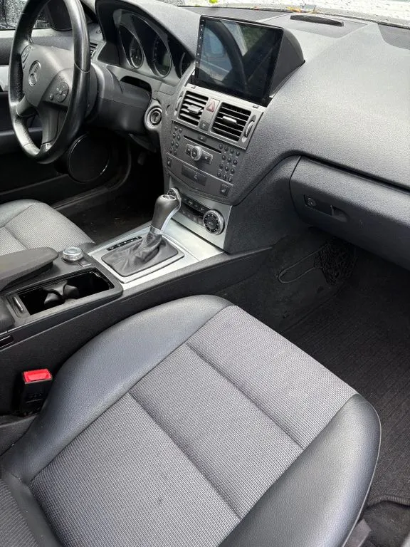 Mercedes-Benz C 200