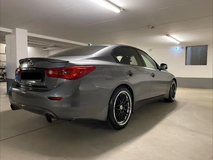 Infiniti Q50