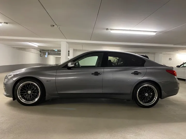 Infiniti Q50