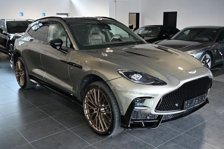 Aston Martin DBX