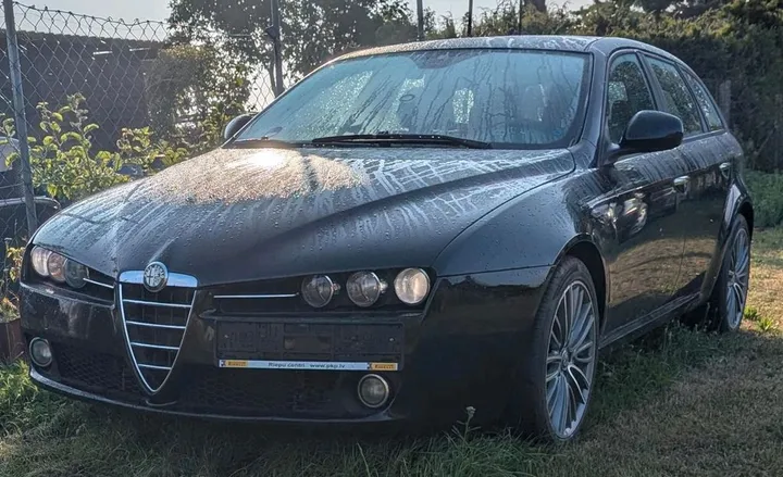 Alfa Romeo 159
