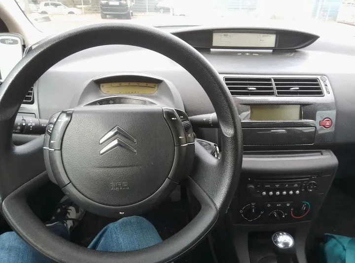 Citroën C4
