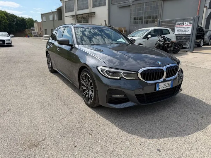 BMW 320