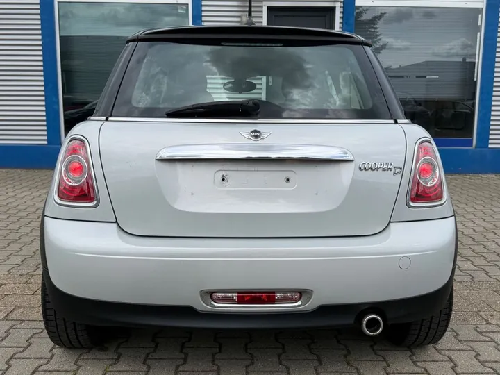 MINI Cooper D