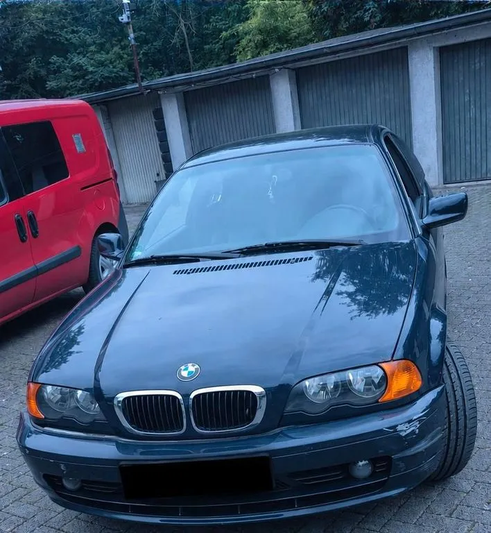 BMW 320