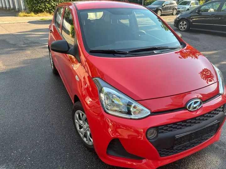 Hyundai i10