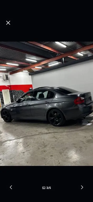 BMW 320
