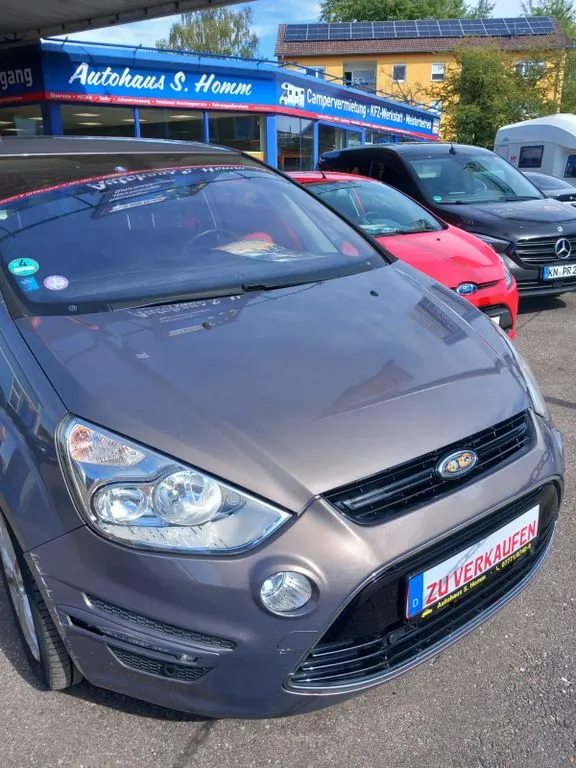 Ford S-Max