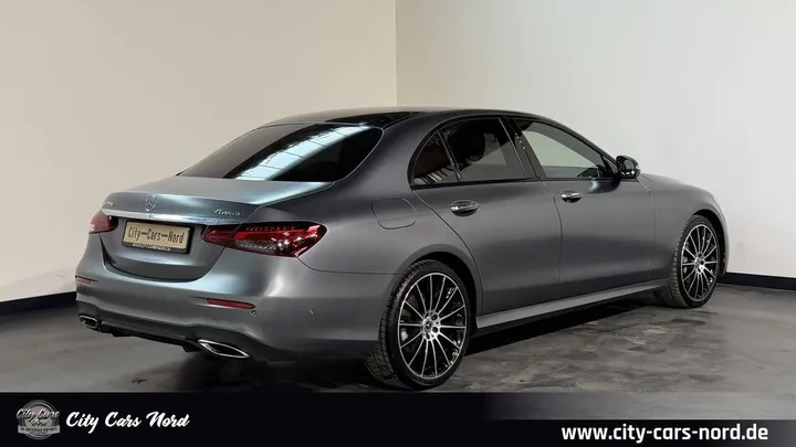 Mercedes-Benz E 400