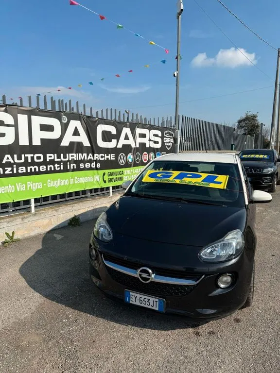 Opel Adam