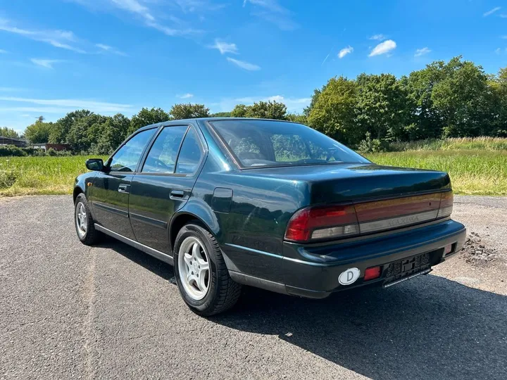 Nissan Maxima