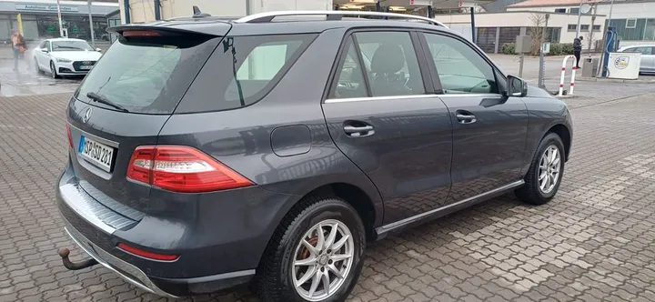 Mercedes-Benz ML 250