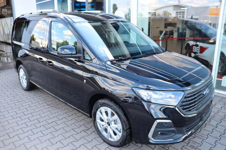 Ford Grand Tourneo