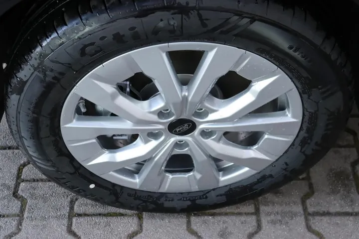 Ford Grand Tourneo