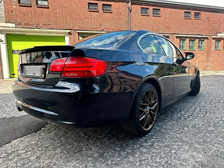 BMW 325