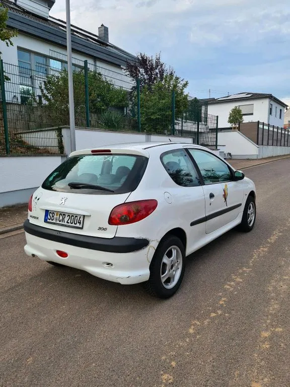 Peugeot 206