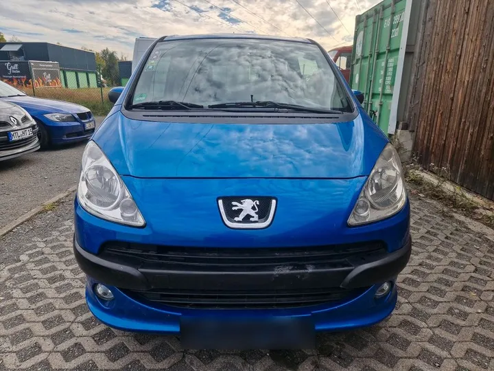 Peugeot 1007