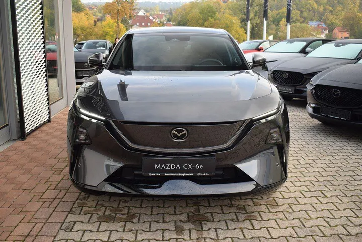 Mazda CX-6e